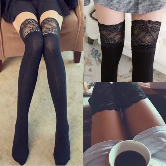 Accessories - Long Cotton Socks With Lace Black